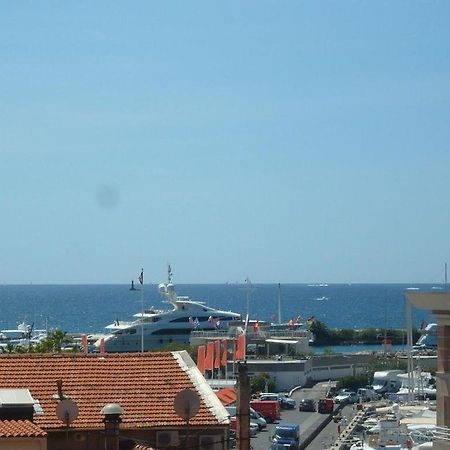 Charmant 2P Vue Mer Face Au Port De Golfe Juan Bagian luar foto